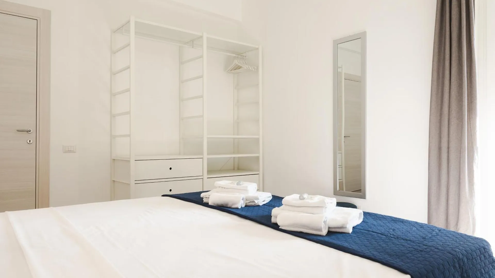 Apartment Domus Solis Rome Italy